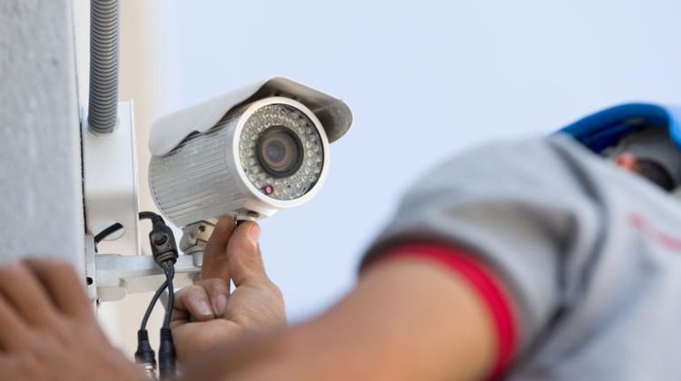 🎥 Solusi CCTV Terpadu untuk Banyak Lokasi — Pantau Semua Dalam Satu Layar. Punya lebih dari 1 lokasi? Pantau semua dalam 1 layar — tanpa repot pindah-pindah aplikasi atau sistem. Kini, Anda tak perlu lagi bingung mengelola rekaman dari banyak tempat. 🔒 Kami hadir dengan solusi integrasi CCTV/IPCam antar lokasi — semua kamera dari cabang […]
