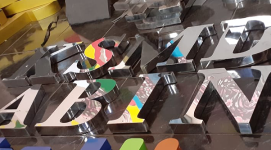 huruf timbul stainless