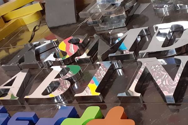 huruf timbul stainless